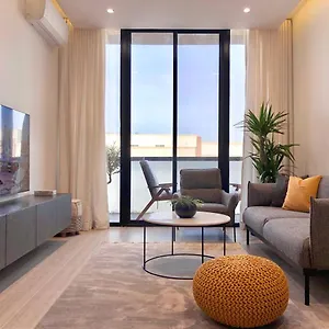 Inbar 4-bd إنبار ريزدينس 4 غرف مطلّة - القيروان الرياض