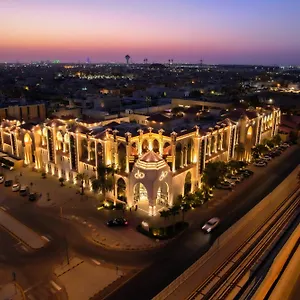 مداريم كراون 4* الرياض